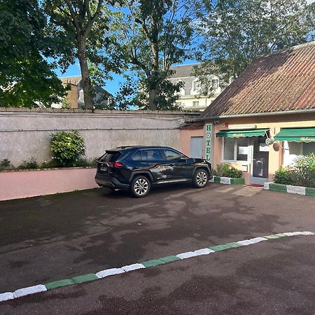 Hotel Saint - Charles Rambouillet Dış mekan fotoğraf