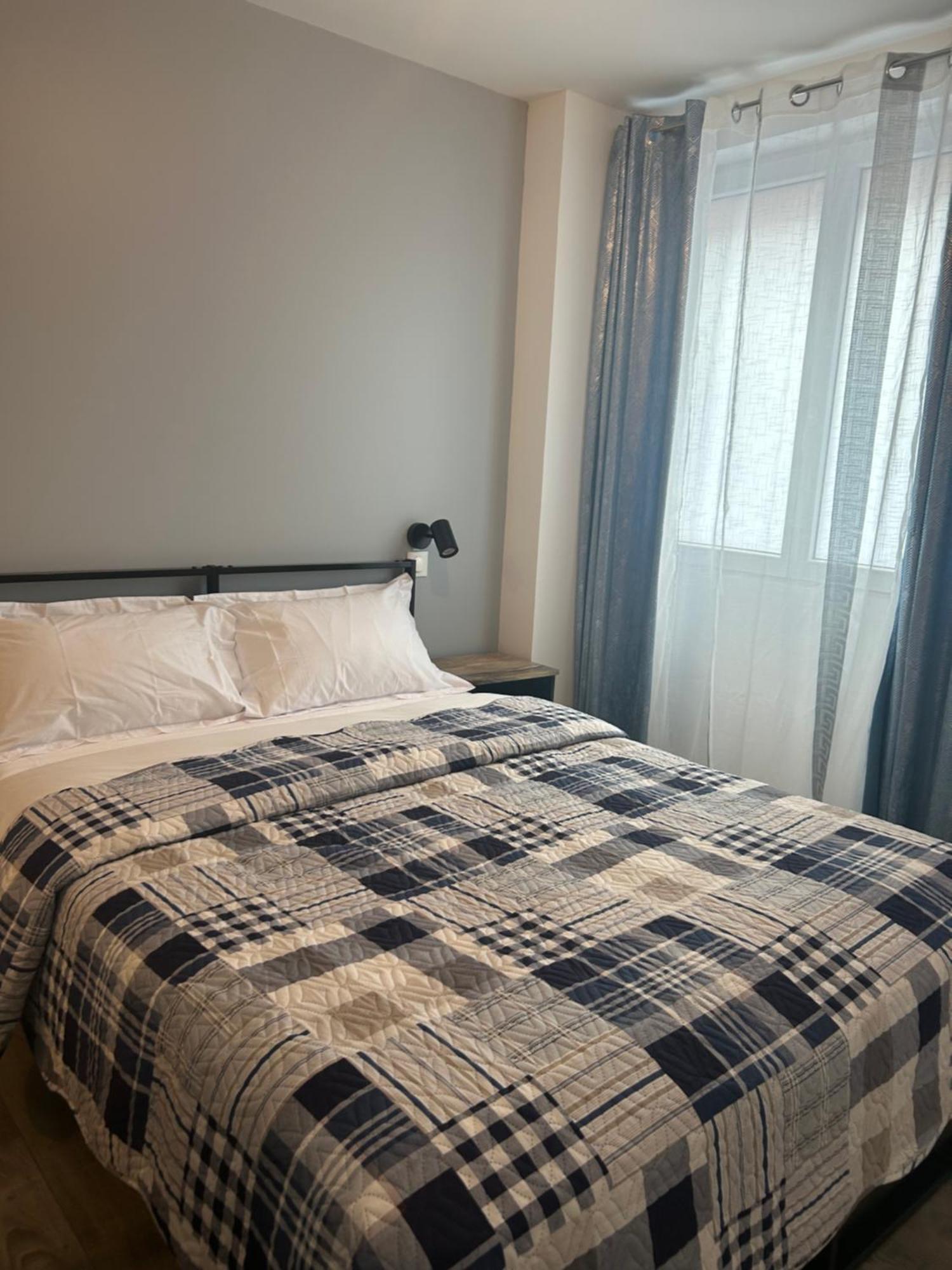 Hotel Saint - Charles Rambouillet Dış mekan fotoğraf